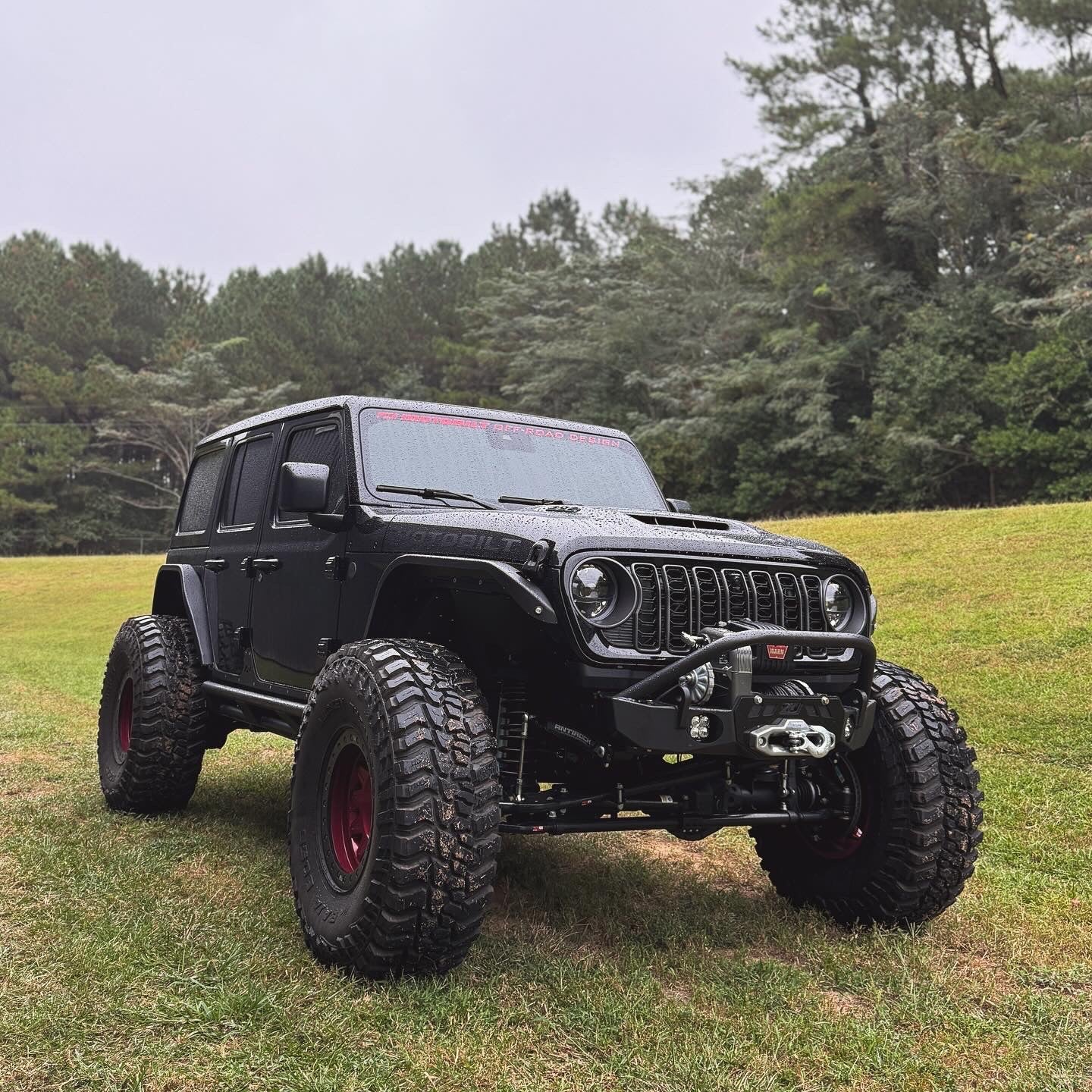 Gladius Frame Chop Bumper with Bull Bar for Jeep JK/JL/JT - fits WARN M8274 - Motobilt-MB1238-B