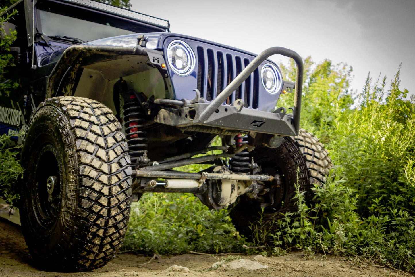 Jeep YJ/TJ Stubby Front Bumper W/Stinger Bare Steel Motobilt - MB1000-S