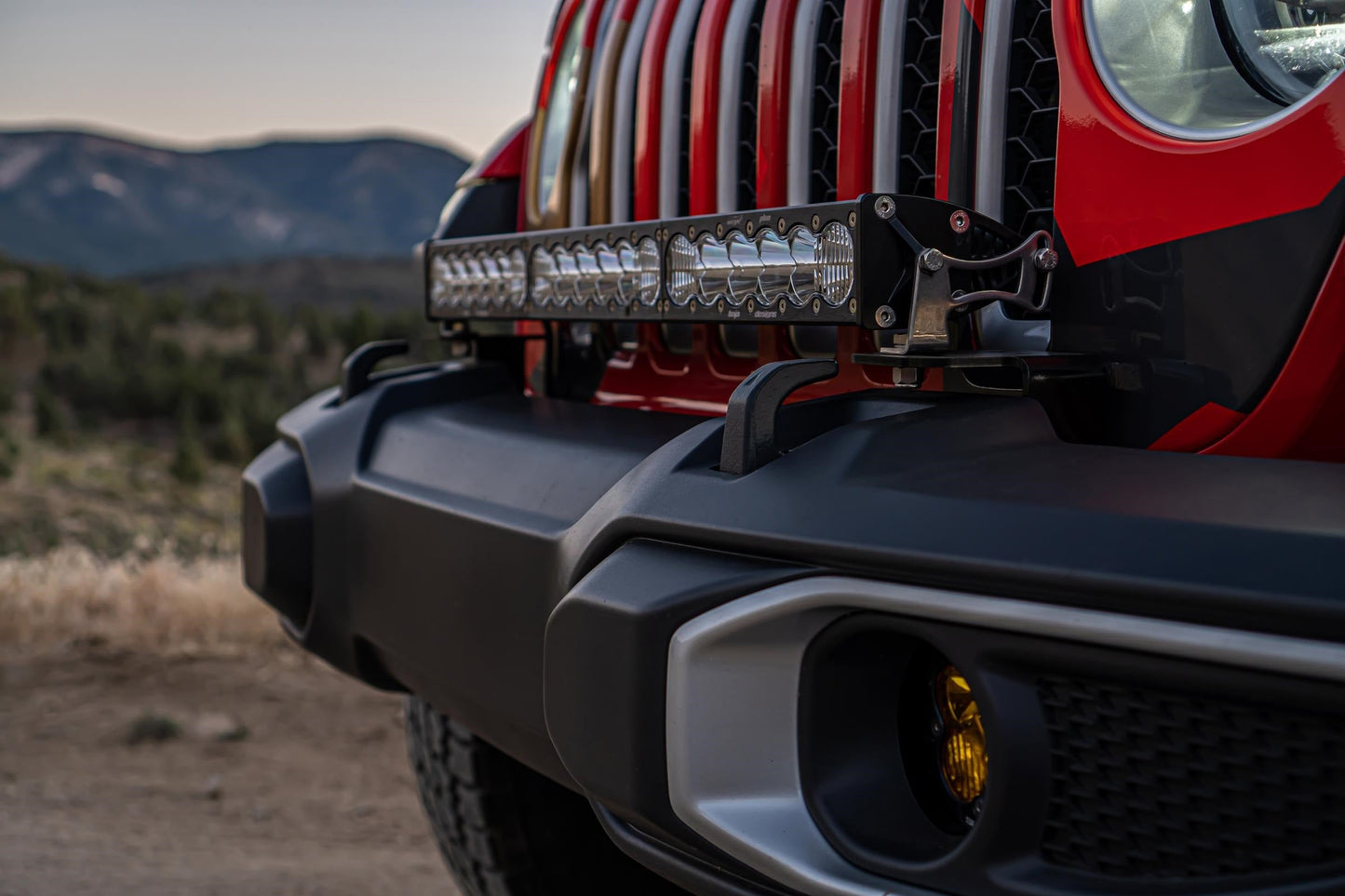 Jeep JL/JT 30 Inch OnX6+ Light Bar Kit w/Upfitter Baja Designs - 447657UP