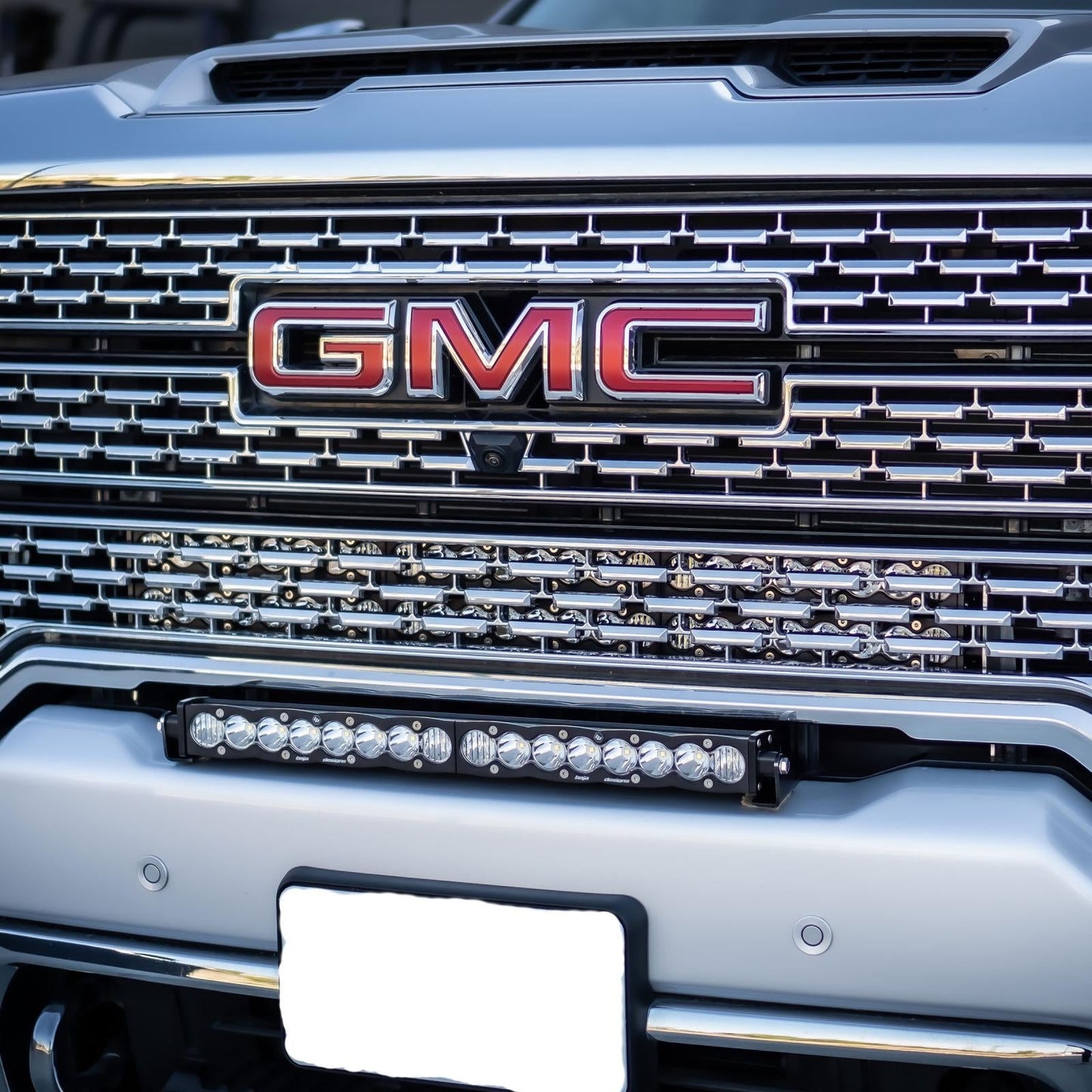 GMC 2500/3500 (20-On) S8 Behind Grill Kit Baja Designs - 447850