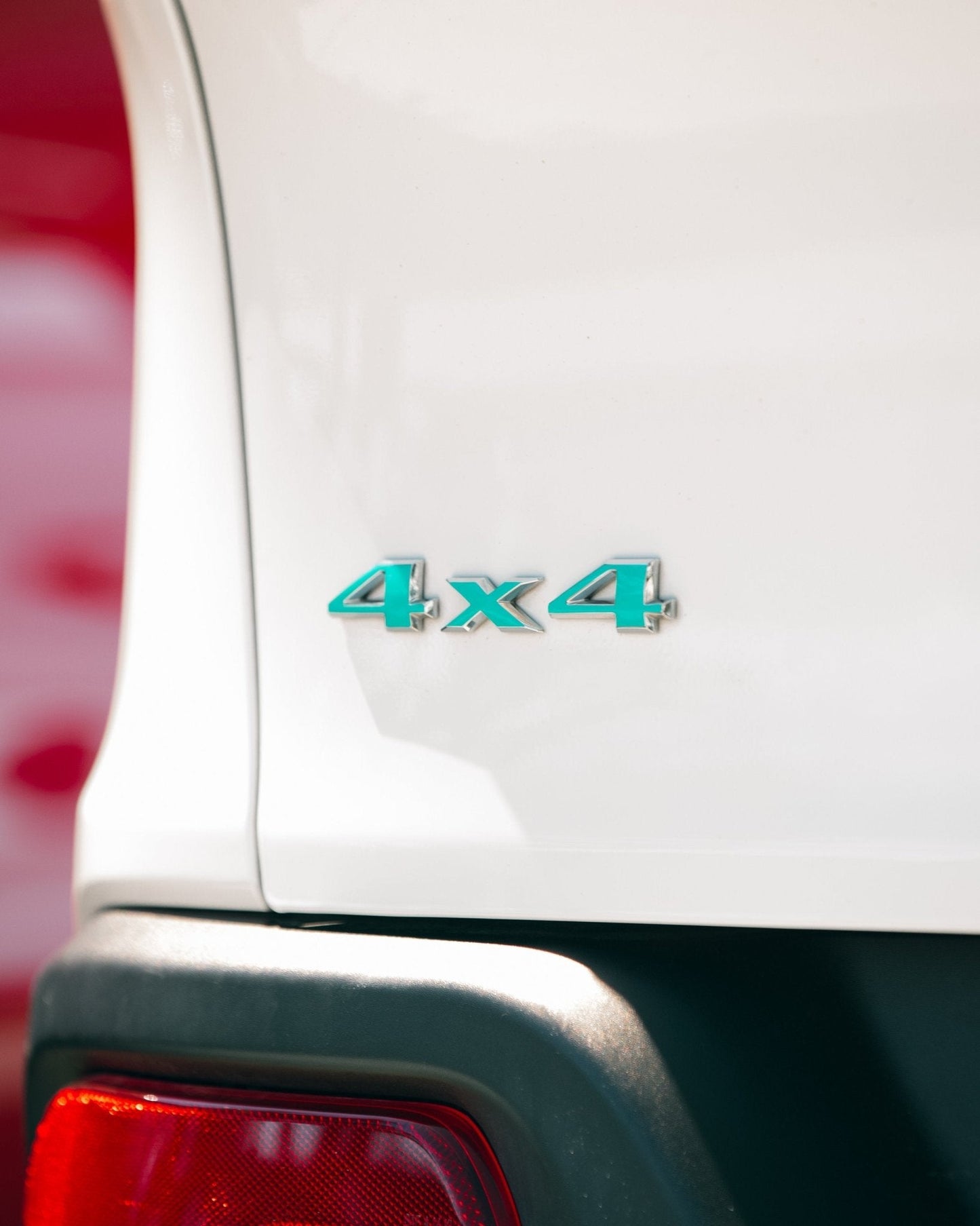 4×4 Emblem Overlay Decal – Color Vinyl Sticker | Fits Jeep Models with 4×4 Badge (Excl. 4xe / Grand Cherokee L/WL)