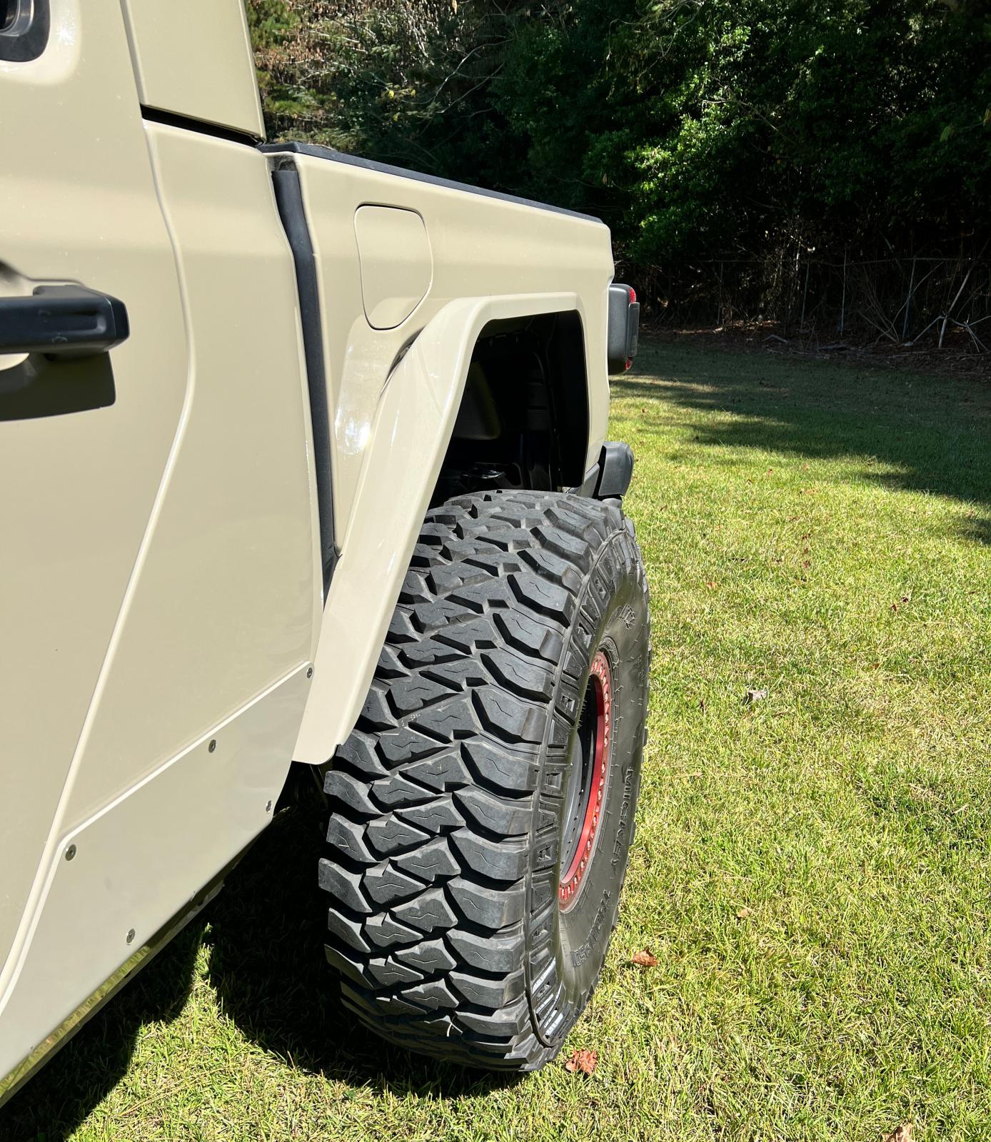 Rear Highline Fenders for Jeep JT Gladiator Motobilt - MB1197