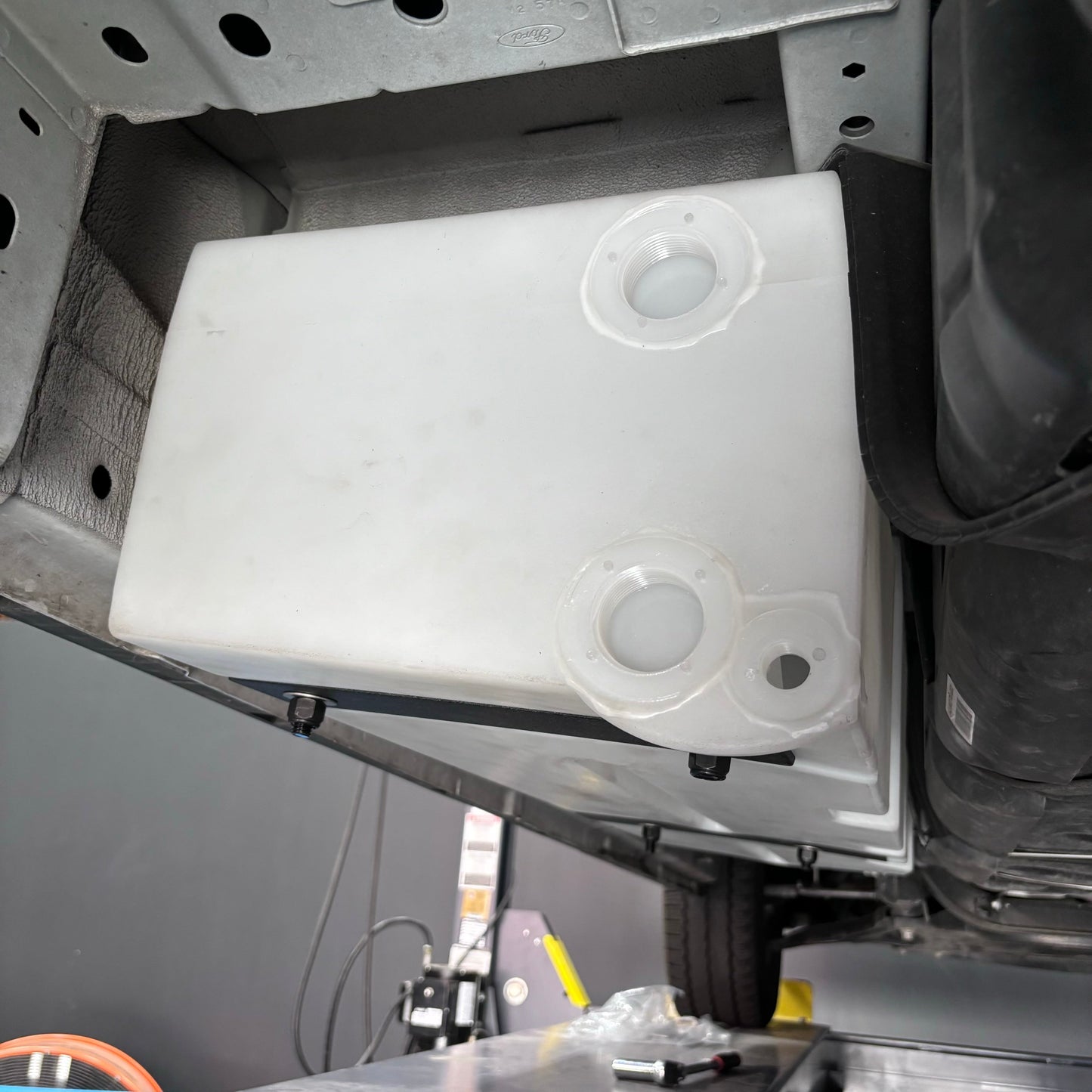 22 Gallon Drivers Side Undercarriage Fresh/Grey Water Tank for 2015-2025 Ford Transit 148" & 148" EXT