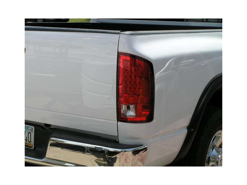 Spyder Dodge Ram 1500 09-14 LED Tail Lights Incandescent- Red Clear ALT-YD-DRAM09-LED-RC