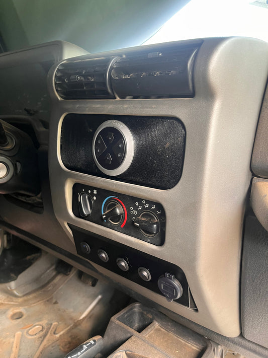 03-06 Jeep TJ/LJ Radio Bezel